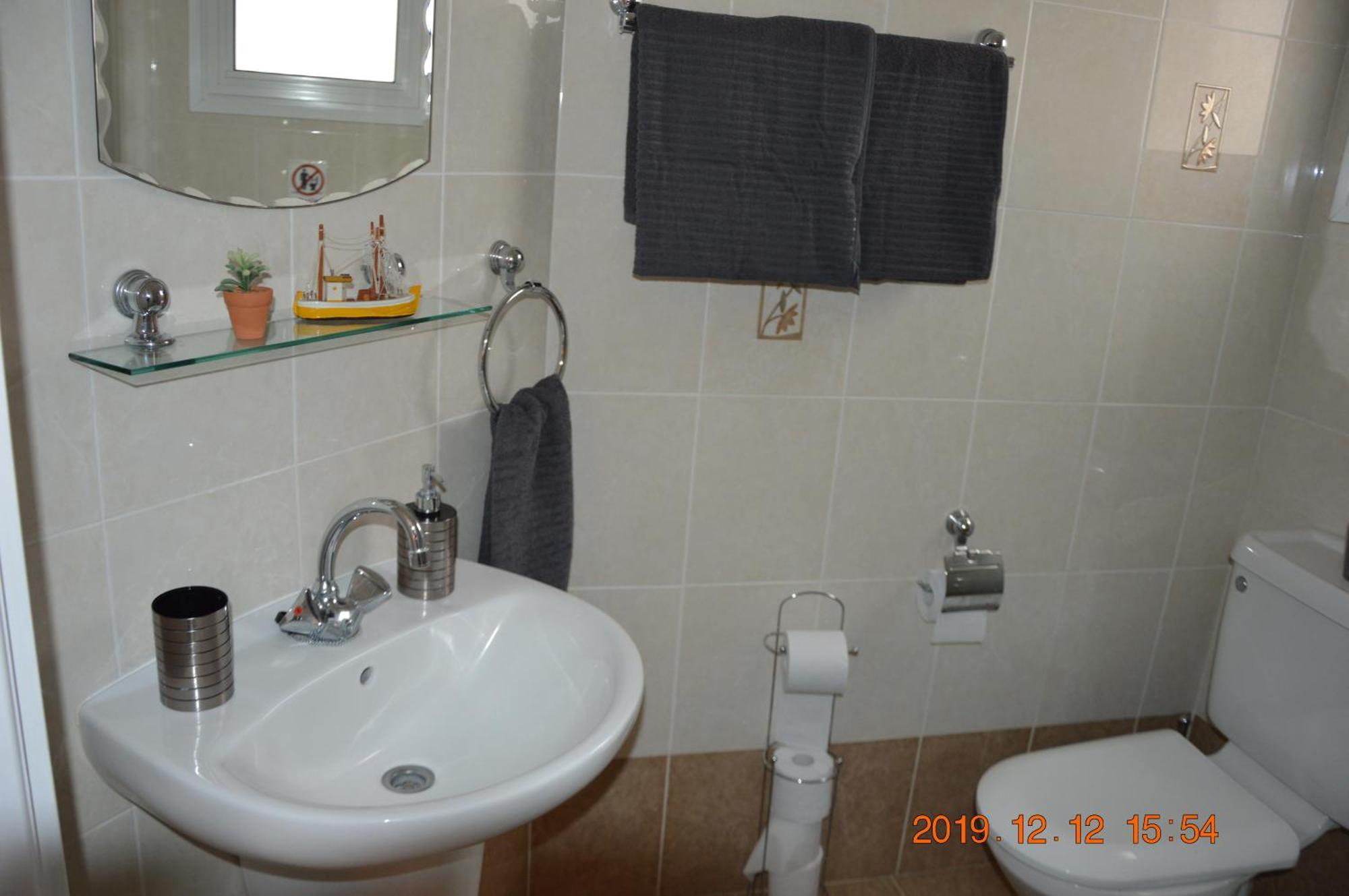 Luxury Apartment Paphos Bagian luar foto