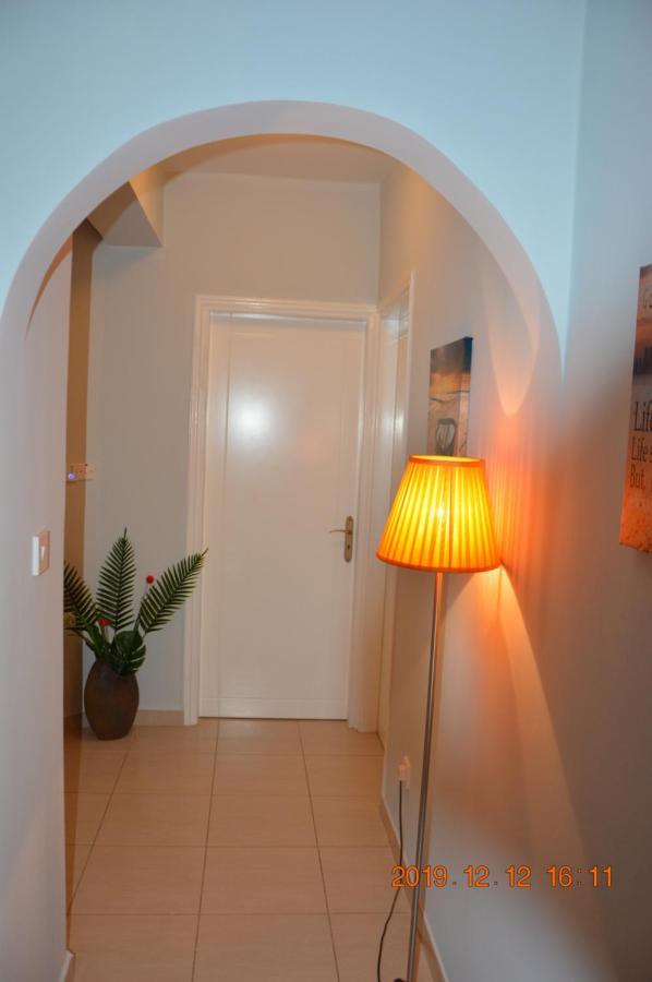 Luxury Apartment Paphos Bagian luar foto